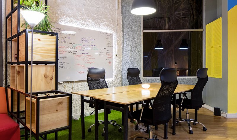 

<!-- THEME DEBUG -->
<!-- THEME HOOK: 'field' -->
<!-- FILE NAME SUGGESTIONS:
   ▪️ field--title--teaser-2.html.twig
   ▪️ field--node--title--article.html.twig
   ✅ field--node--title.html.twig
   ▪️ field--node--article.html.twig
   ▪️ field--title.html.twig
   ▪️ field--string.html.twig
   ▪️ field.html.twig
-->
<!-- BEGIN OUTPUT from 'core/modules/node/templates/field--node--title.html.twig' -->

<span>Data Onboarding Challenges For Software Products</span>

<!-- END OUTPUT from 'core/modules/node/templates/field--node--title.html.twig' -->

