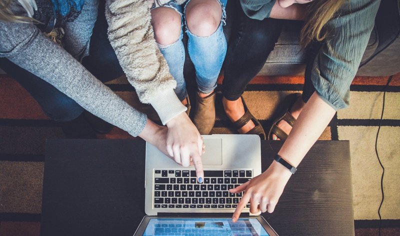 

<!-- THEME DEBUG -->
<!-- THEME HOOK: 'field' -->
<!-- FILE NAME SUGGESTIONS:
   ▪️ field--title--teaser-2.html.twig
   ▪️ field--node--title--article.html.twig
   ✅ field--node--title.html.twig
   ▪️ field--node--article.html.twig
   ▪️ field--title.html.twig
   ▪️ field--string.html.twig
   ▪️ field.html.twig
-->
<!-- BEGIN OUTPUT from 'core/modules/node/templates/field--node--title.html.twig' -->

<span>Evolving  Program Manage Office For Modern</span>

<!-- END OUTPUT from 'core/modules/node/templates/field--node--title.html.twig' -->

